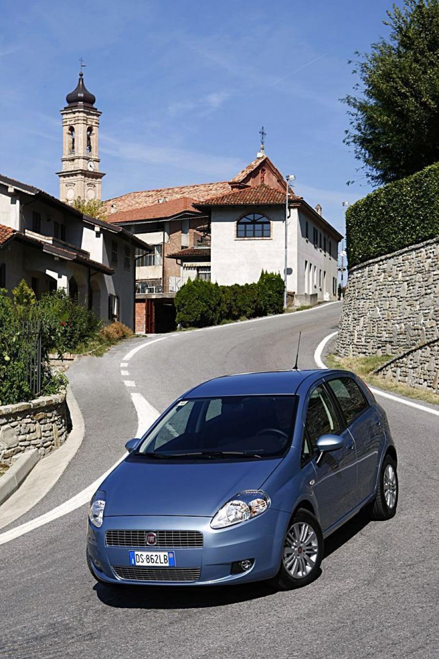  Fiat Grande Punto Natural Power 2008 года  (фото 12 из 56)
